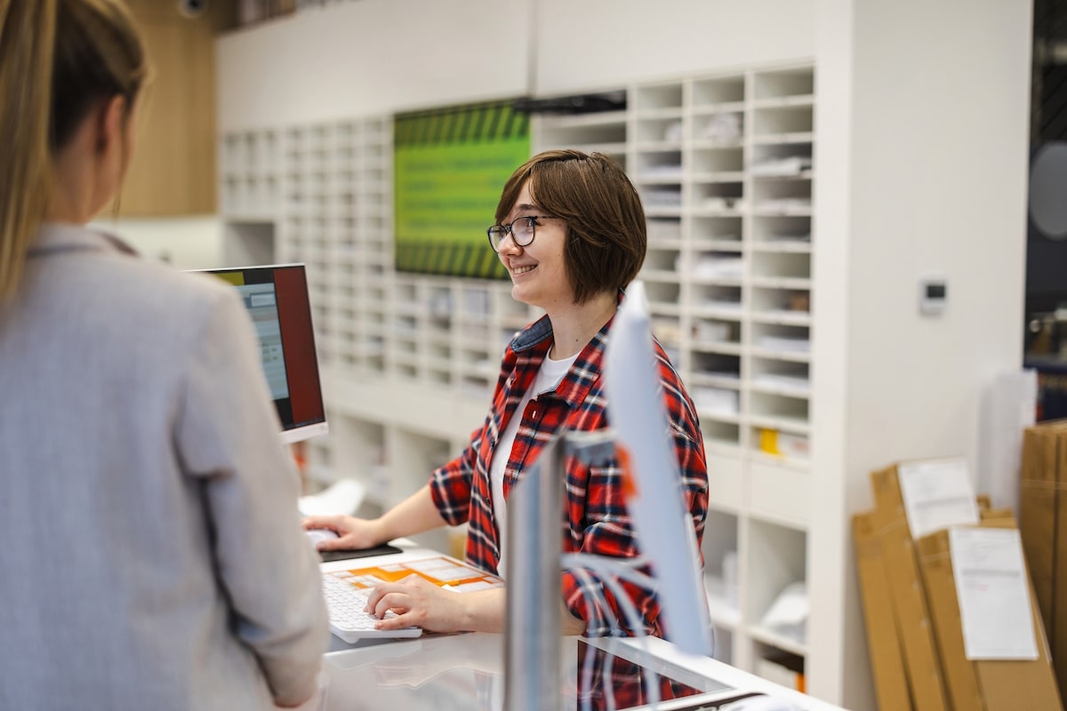 local fort worth print shop customer service counter