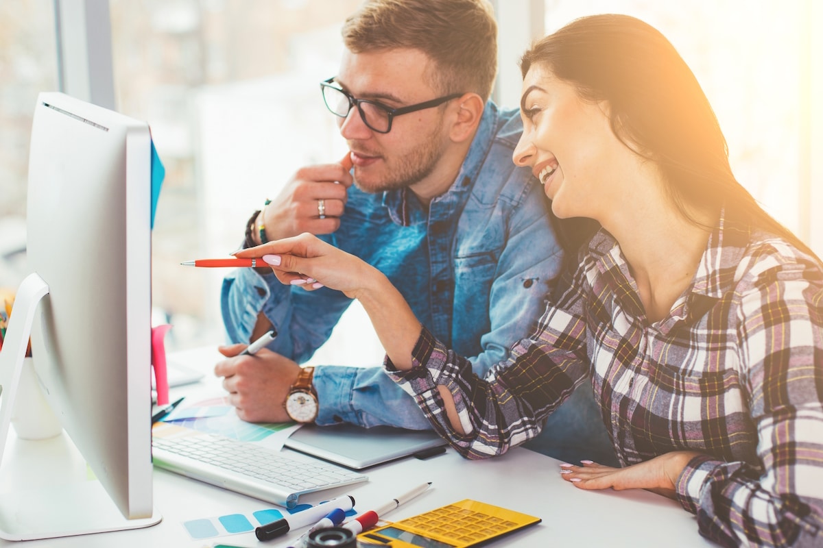 personalized direct mail designers working