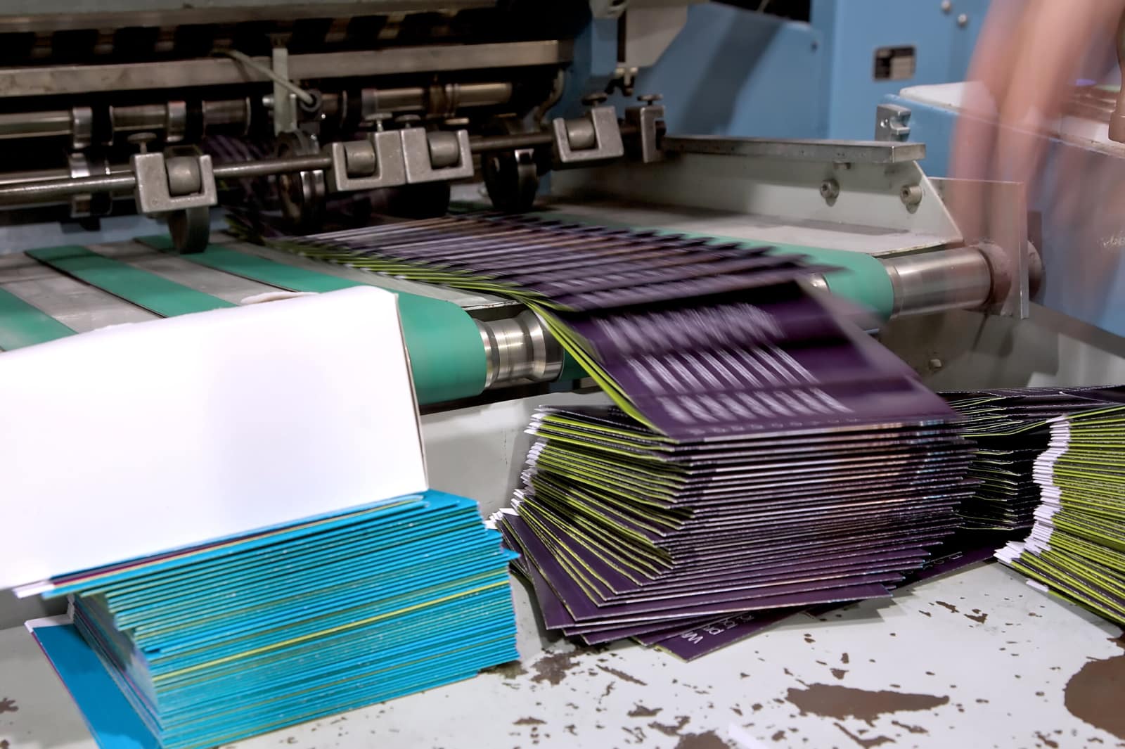 printing turnaround time brochures on press